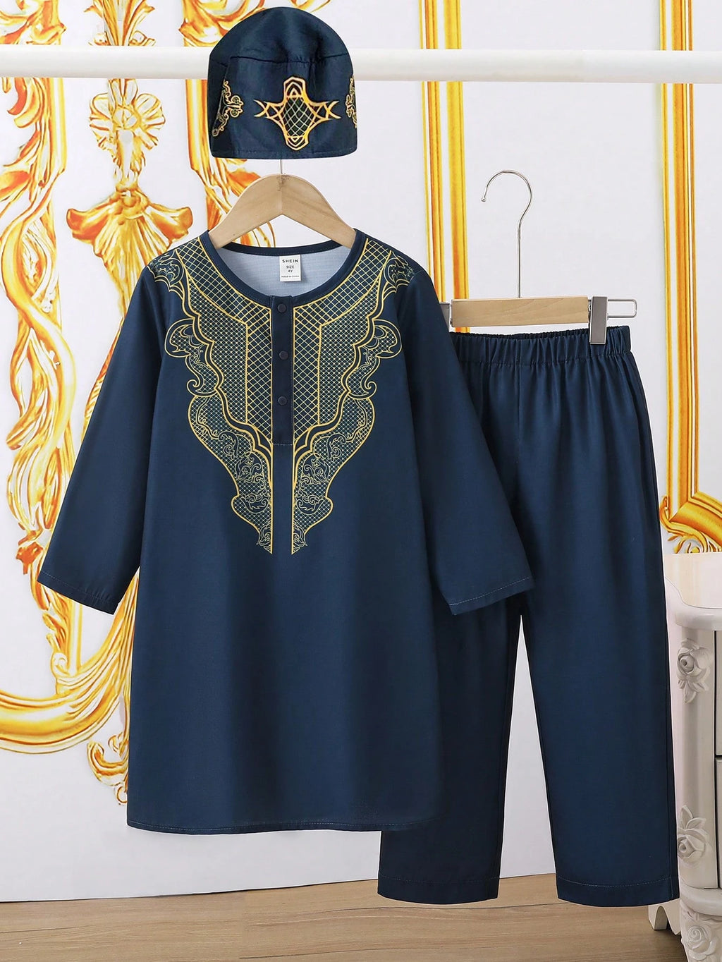 3Pcs/Set Young Boys Pattern Robe, Long Sleeve Top and Pants with Hat, Suitable for Kids Outfits, Back to School, Birthday Parties, Evening Events, Performances, Weddings, Baptisms, School Commencements, Daily Wear, Spring/Summer